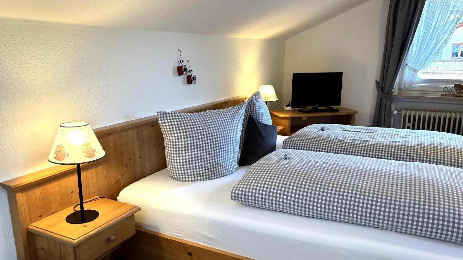 Διαμέρισμα Ferienwohnung Rosenwirth Mittenwald